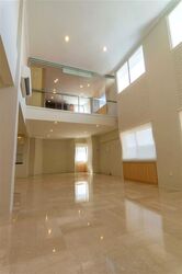 Leonie Towers (D9), Apartment #559452201